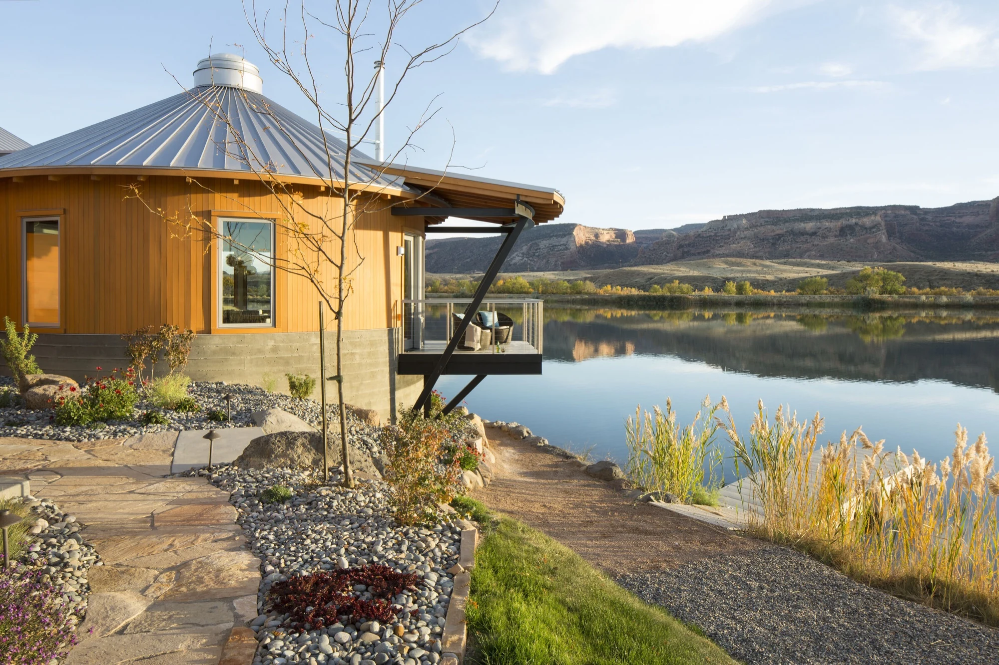 Desert Retreat compound view