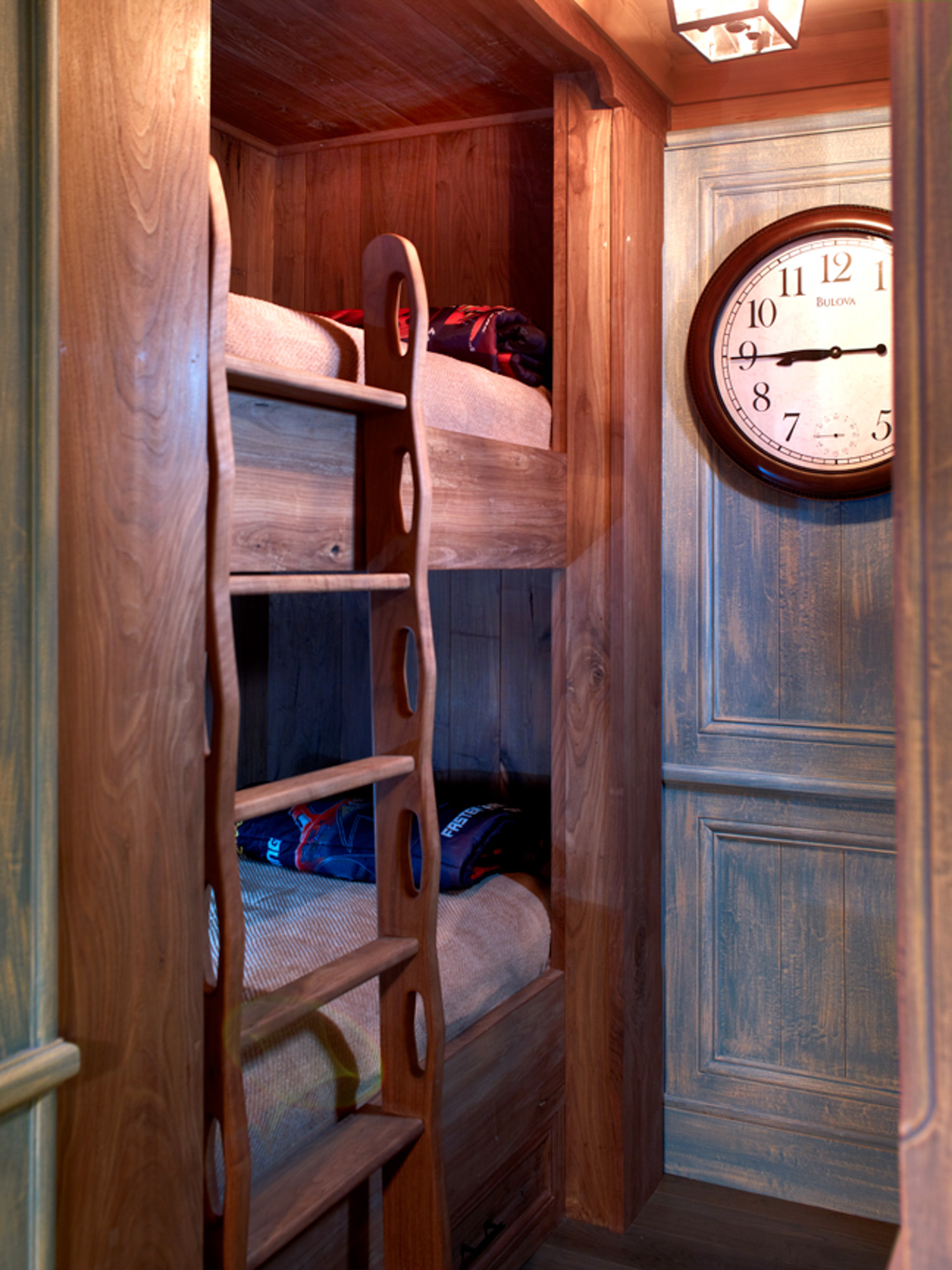 a rustic style wooden built in bunk bed at hornsilver